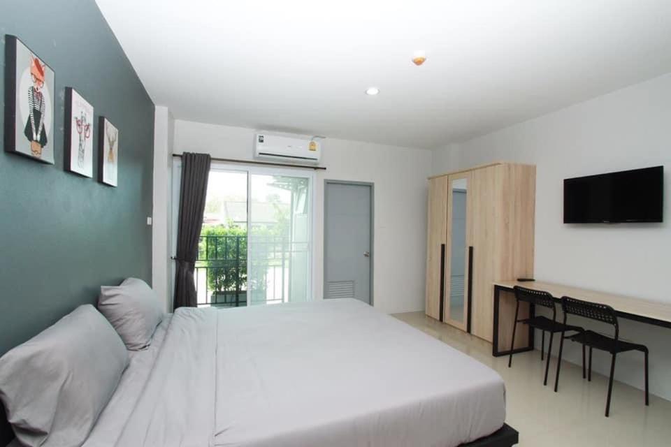 Around Loei Apartment Bagian luar foto